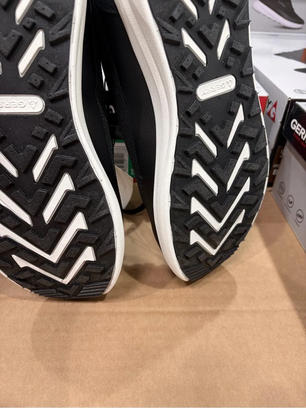 Gerry Weber Men's Black Mesh Athletic Sneakers with White Sole new